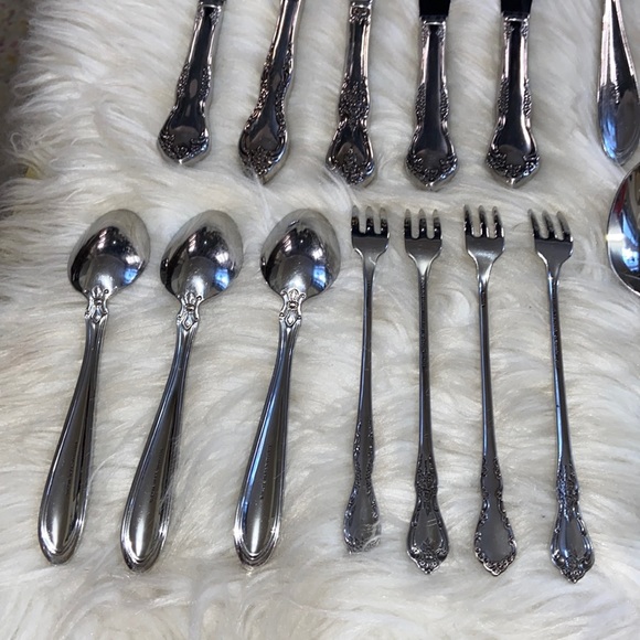 Oneida Stainless Flatware Mix Bundle - Picture 15 of 17